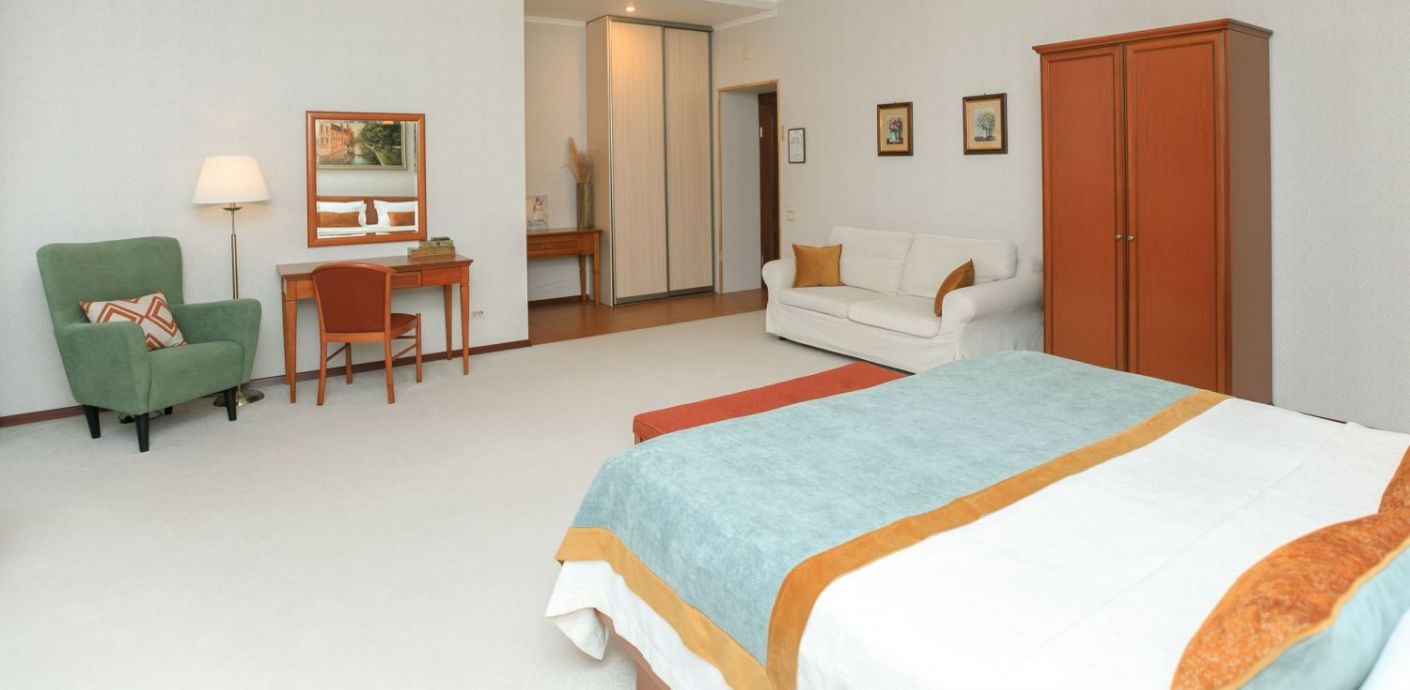 Полулюкс №2